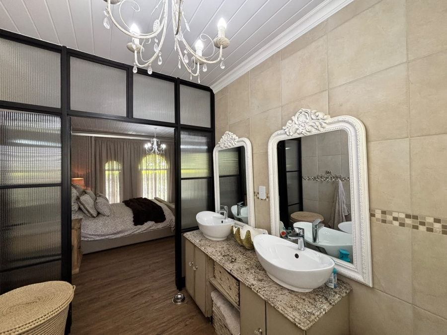 4 Bedroom Property for Sale in Grimbeeck Park North West